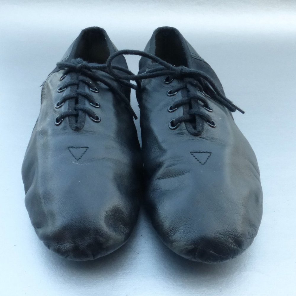 Adult Ladies BLOCH Dance Jazz Soft Shoes Black Lace Up Flexible Split Size 7.5